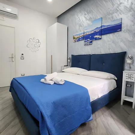 Gradini Partenopei 3* Neapel