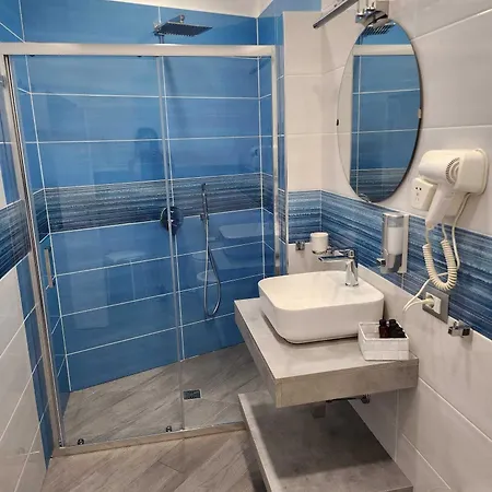 Gradini Partenopei Πανσιόν